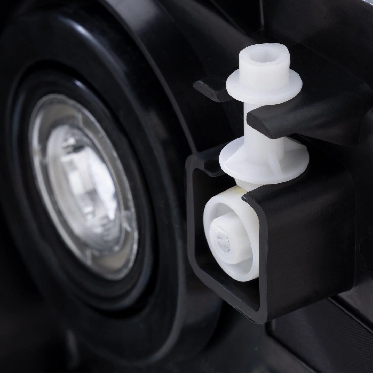 Black Headlights / Clear Reflector 2007-2013 Chevy Silverado